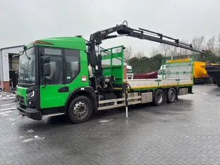 Renault D 26 ACCES LOW ENTRY EURO 6 - HIAB 111 ES - 4 HI DUO