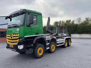 Mercedes-Benz Arocs 4142 8 x 8