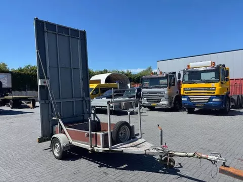 Hapert ACTIEWAGEN VOOR WEGWERKZAAMHEDEN