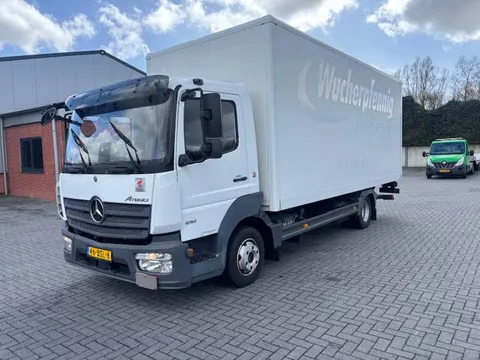 Mercedes-Benz Atego 818